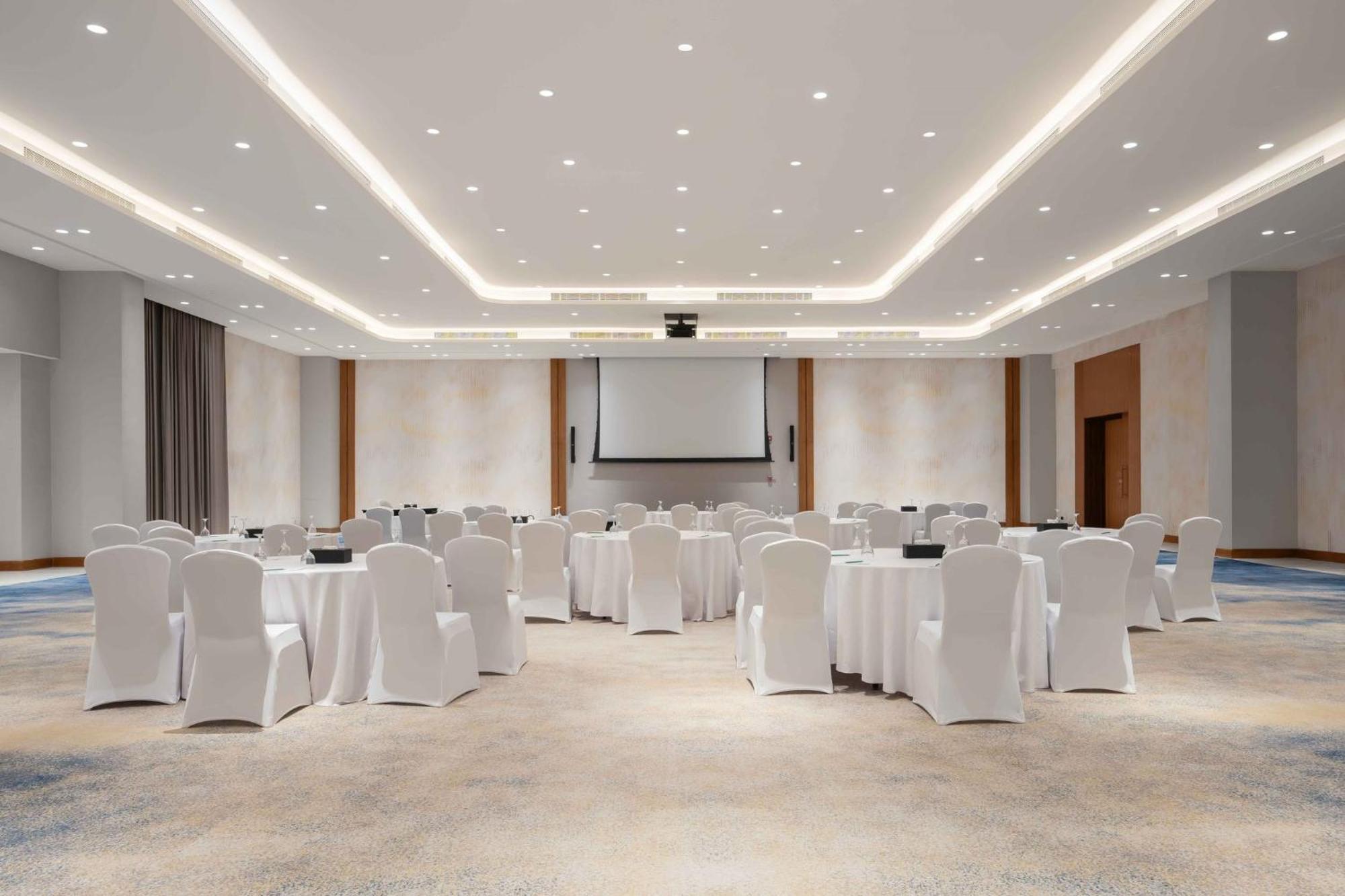 The Business District By Ihg فندق 4*